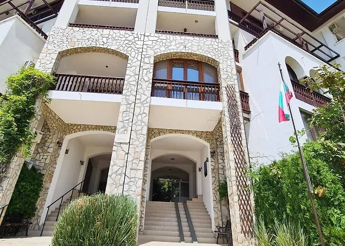 Apartman 30 Meter Vom Schoenes In Einer Geschlossenen Anlage Szveti Vlasz